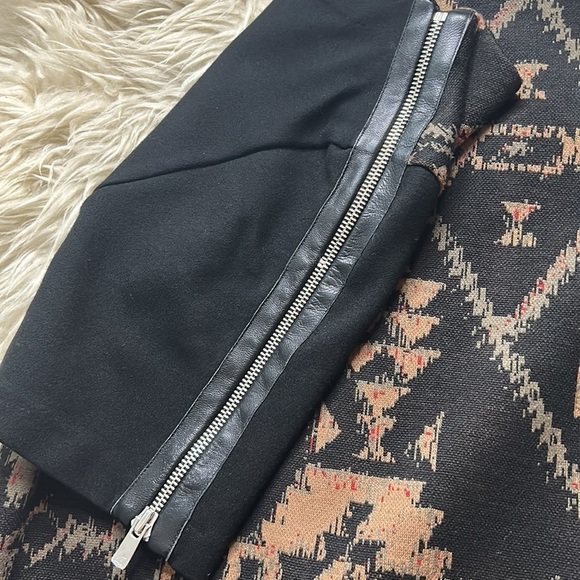 Sandro Santa Fe Ria Sheath Dress Wool Leather Zip Sleeves Womens size 1 small - Picture 10 of 11